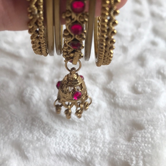 🌺 3 for $15 🌺 - Picture 3 of 4